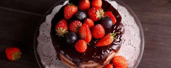 我们经常吃的草莓是它的什么部位 我们通常吃的草莓是草莓的哪个部位