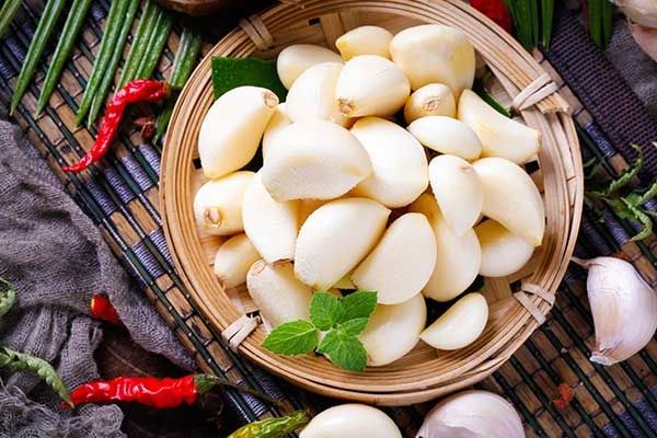 煮大蒜吃的功效与作用 煮大蒜吃有什么功效