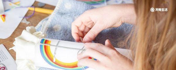 芷字女孩取名含义 芷在名字中的含义是什么