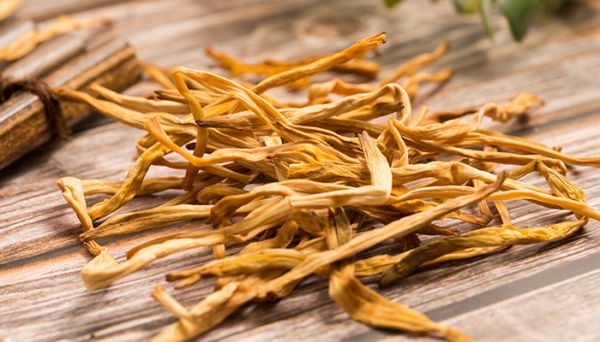 干黄花菜用不用焯水 干黄花菜要不要焯水