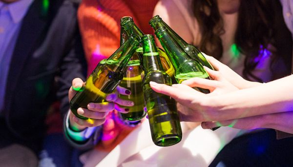 喝酒断片的危害 喝酒断片的危害有哪些