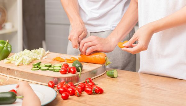 不锈钢砧板的害处 不锈钢砧板的害处有哪些