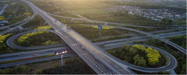 五一劳动节高速公路免费吗 五一劳动节高速公路免费吗2022