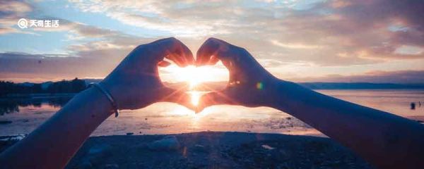 穿越人海只为与你相拥是什么歌 穿越人海只为与你相拥是哪首歌