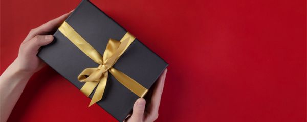 结婚三周年送什么礼物给老公 结婚三周年送老公什么礼物好