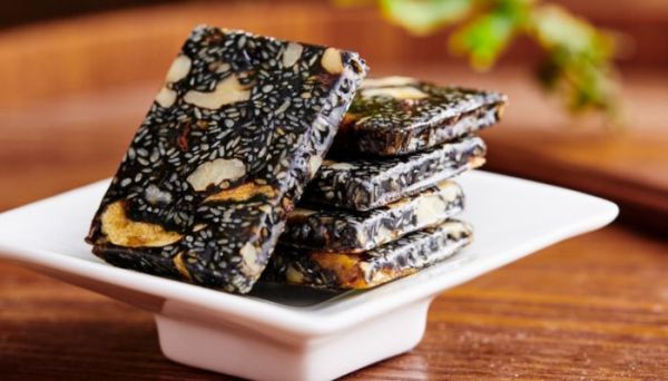 阿胶糕长毛了怎么处理  阿胶糕长毛的处理方法