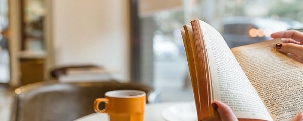 简爱章节概括 简爱章节概括为