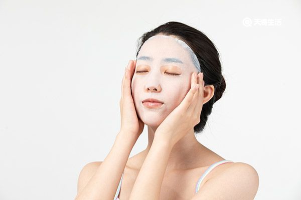 海藻加蜂蜜面膜的功效与作用 海藻加蜂蜜面膜的功效与作用有哪些