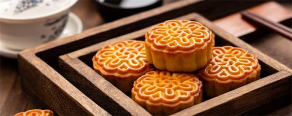 中秋节吃月饼的故事 中秋吃月饼的故事