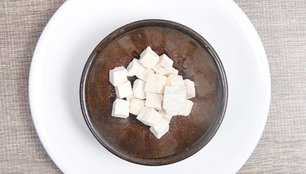 干茯苓块如何食用方法 干茯苓块怎么食用