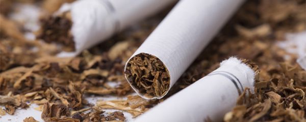 飞机上可以带烟吗 可以带几条 国内飞机上可以带烟吗 可以带几