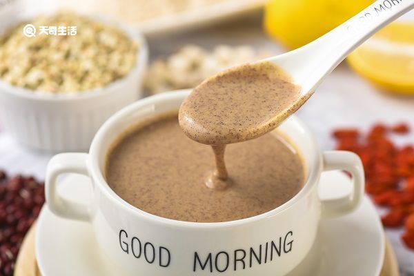 薏米煮粥的功效 薏米煲粥有什么功效