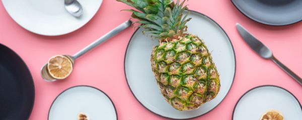 菠萝有酒味还能吃么 菠萝有酒味是坏了吗