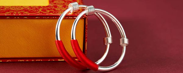 手镯为什么买大不买小 为什么手镯买大不买小