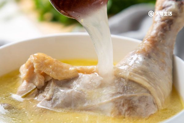 鲍鱼鸡汤功效 鲍鱼鸡汤功效作用