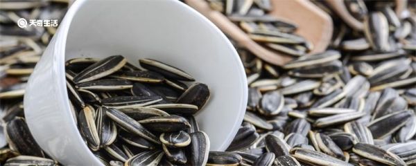 瓜子放久了一股陈油味怎么办 瓜子放久了一股陈油味怎么回事