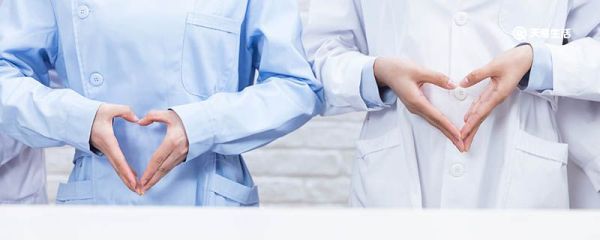 护士衣服颜色的等级 护士衣服颜色等级