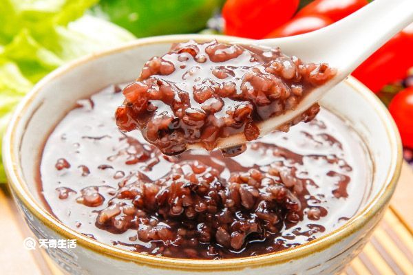 糯米黑米粥的功效 黑米粥的功效