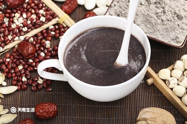 黑芝麻糊的功效 黑芝麻糊有什么功效