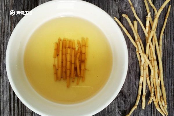 毛草根泡水喝的功效与作用 毛草根泡水喝的功效与作用是什么