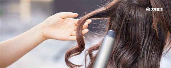 为什么理发师都叫托尼 托尼老师是什么意思