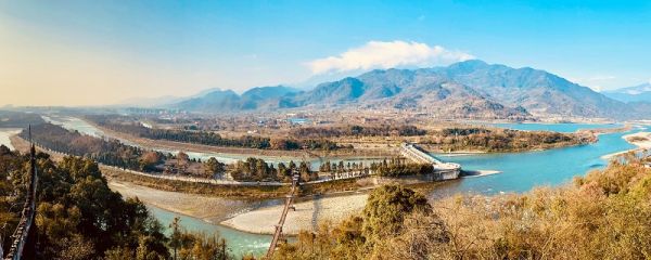都江堰水利工程修建的年代是哪里什么时候 都江堰水利工程修建的年代和地址