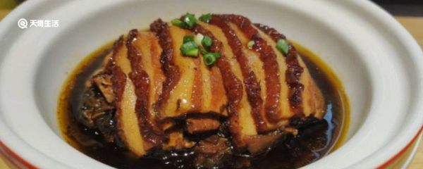 梅菜扣肉是哪个地方的特色菜 梅菜扣肉属于哪个地方的特色菜