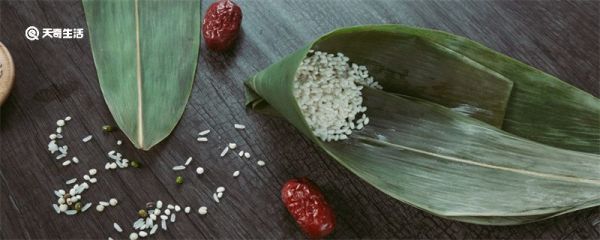 如何煮粽子叶才保持绿色 煮粽子叶子怎样保持翠绿色