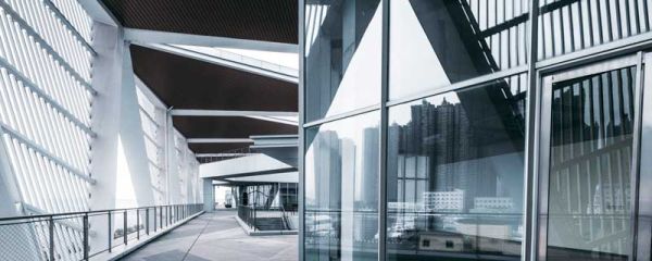 单向透视玻璃的优缺点 单向透视玻璃影响阳光吗