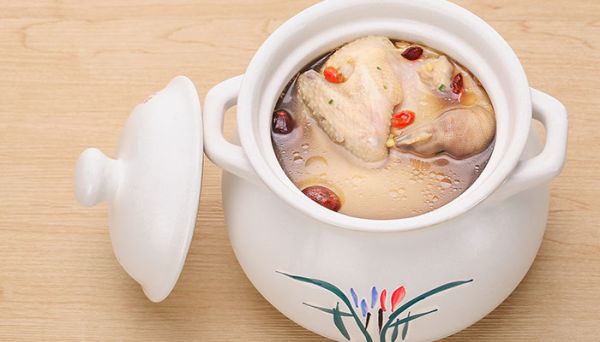 鸽子肉不能和什么一起吃 什么不能和鸽子肉一起吃