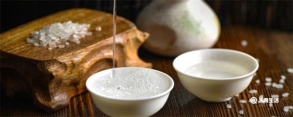 劝君更尽一杯酒的下一句 劝君更尽一杯酒是哪首诗