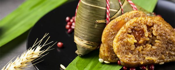 煮完粽子多久捞出 煮好的粽子需要捞出来吗