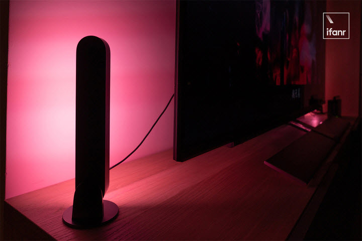 飞利浦家庭影院氛围灯体验：可能是晚上最适合开着的灯