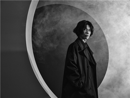 米津玄师 『最终幻想16』主题曲 新作「月を見ていた」＆新艺人照公开